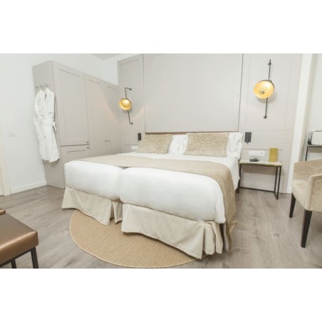 ICON Roseto by Petit Palace
