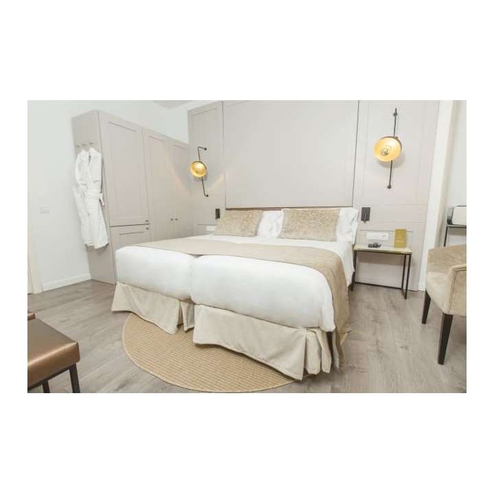 ICON Roseto by Petit Palace