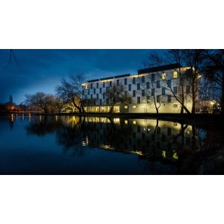 Best Western Plus Lakeside Hotel