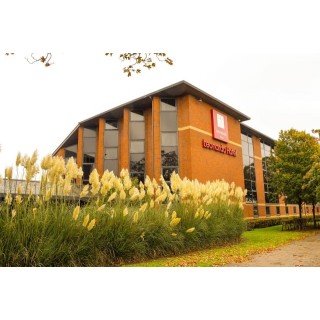 Leonardo Hotel London Heathrow Airport