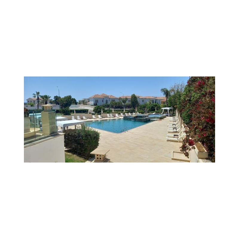 E Hotel Spa & Resort