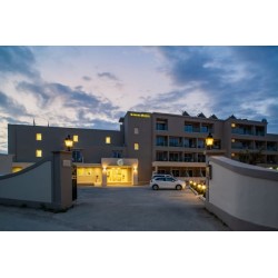 CNic Gemini Hotel