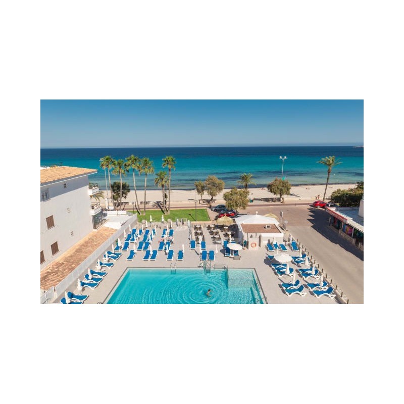 R2 Veronica Beach Hotel
