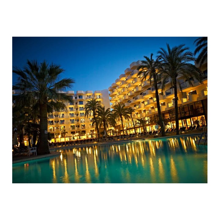 Protur Palmeras Playa Aparthotel