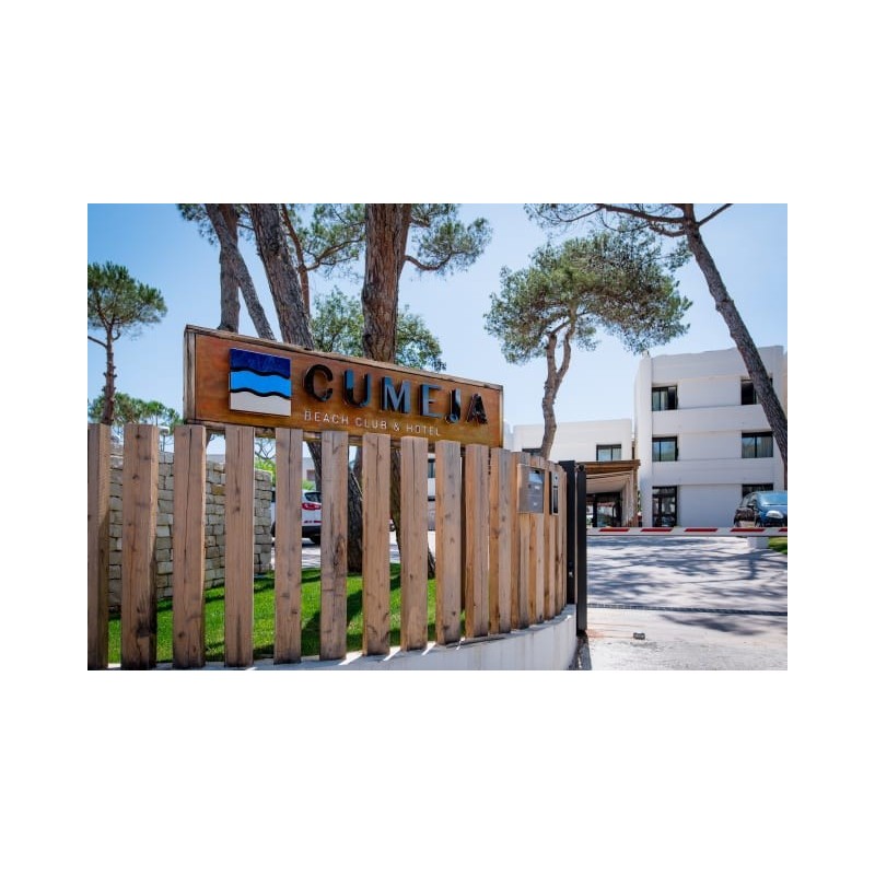 Cumeja Beach Club & Hotel