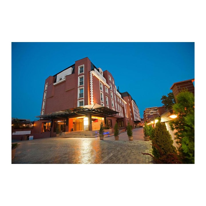 Ramada Hotel & Suites Bucharest North