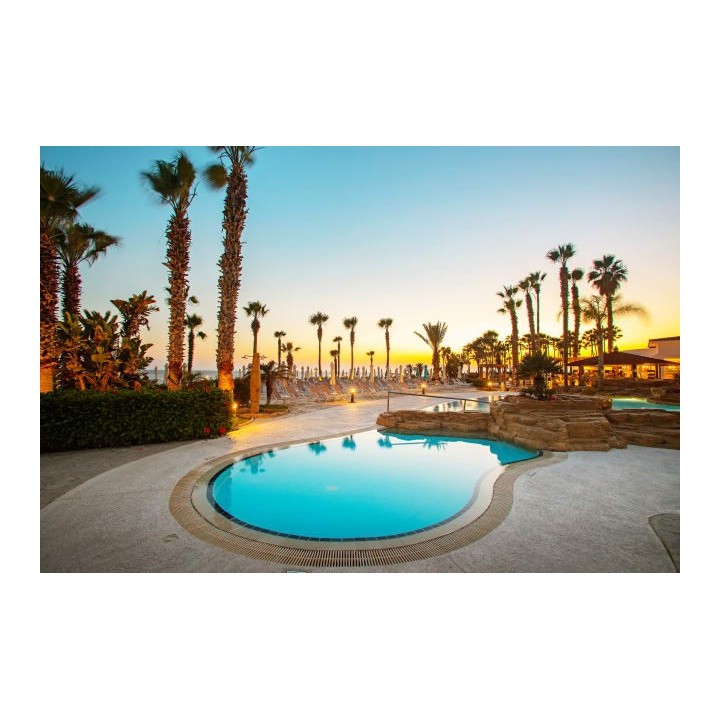 Leonardo Cypria Bay - Family Resort