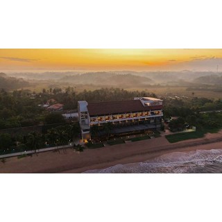 Pandanus Beach Resort & Spa