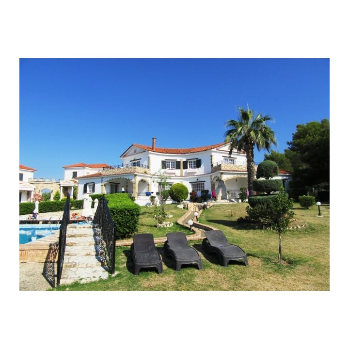 Anagenessis Village Hotel