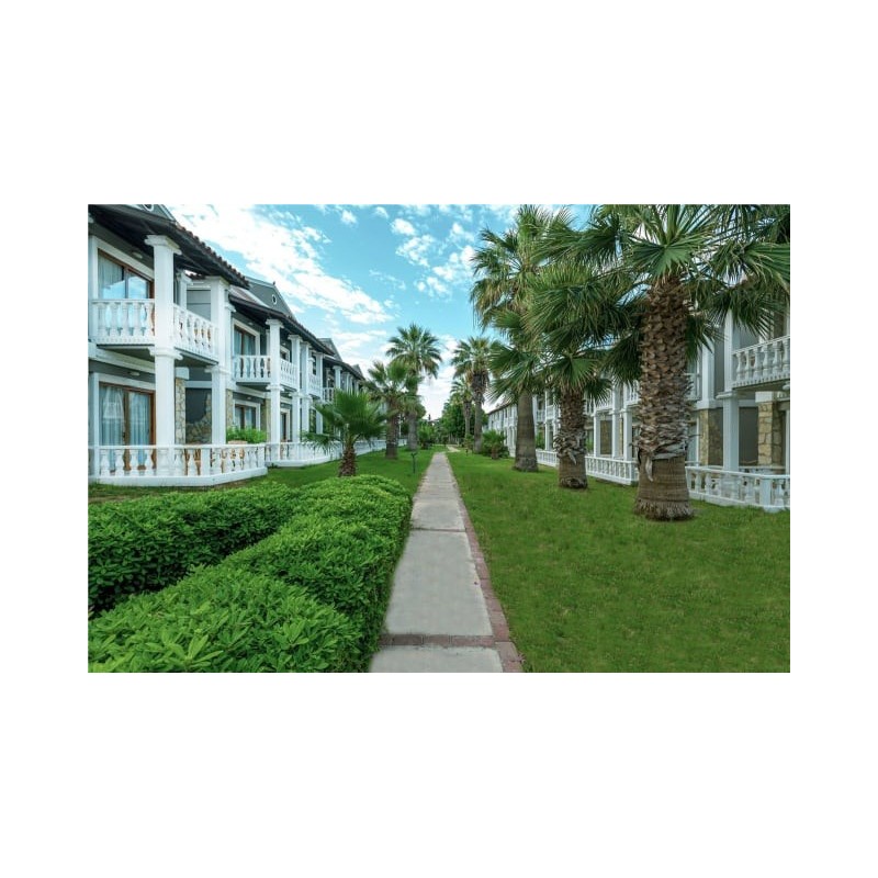 Lucas Didim Resort
