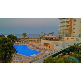 Leonardo Crystal Cove Hotel & Spa – Adults only