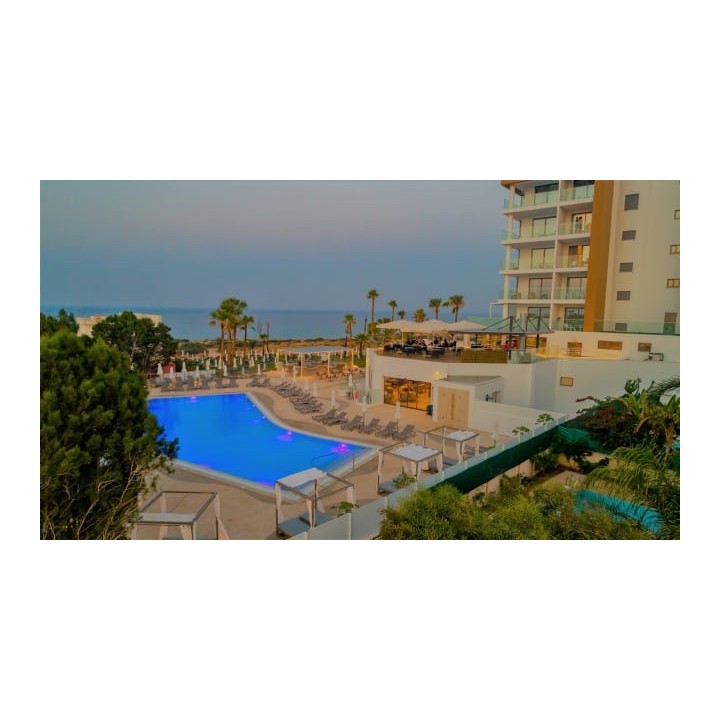 Leonardo Crystal Cove Hotel & Spa – Adults only