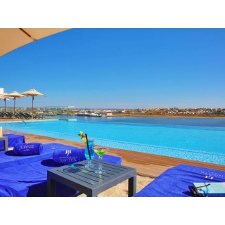 Jupiter Marina Hotel