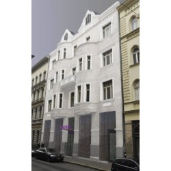 12 Revay Hotel