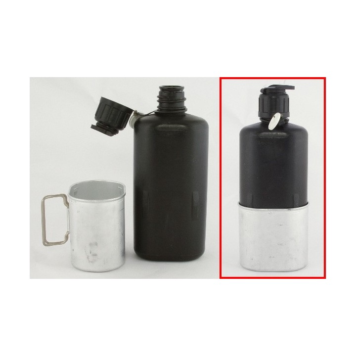 Schweizer Feldflasche M84 mit Becher gebraucht
