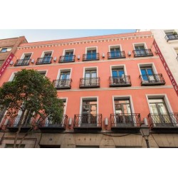 Hotel Petit Palace Tres Cruces