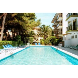 Guya Wave Hotel