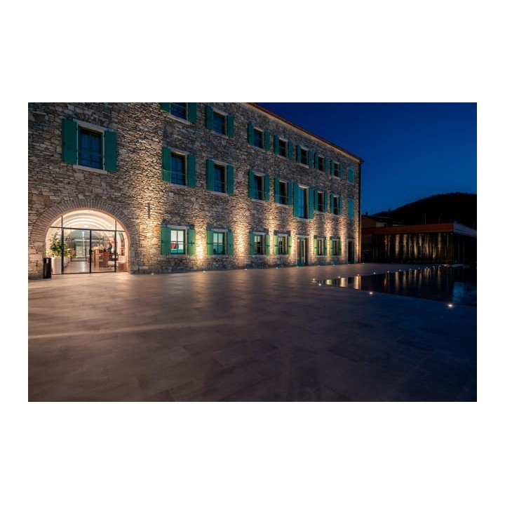 Winery & Design hotel ROXANICH