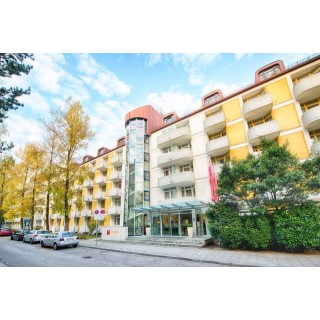 Leonardo Hotel & Residenz München