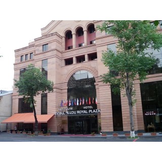 Royal Plaza Hotel