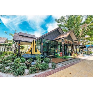 Hotel Phi Phi Andaman Legacy Resort