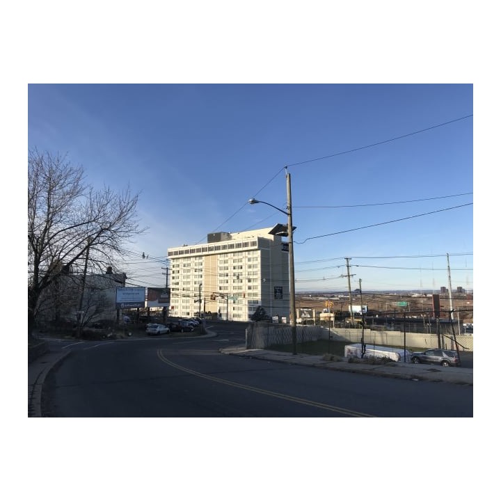 Meadowlands View Hotel