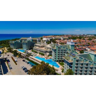 Royal Atlantis Spa & Resort