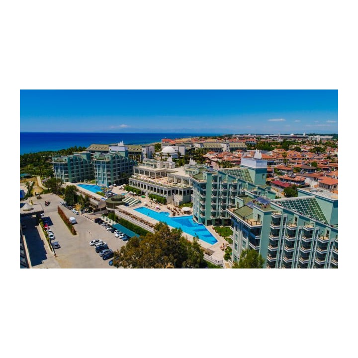 Royal Atlantis Spa & Resort