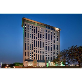 Holiday Inn & Suites Dubai Festival City