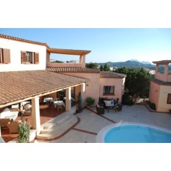 Hotel Monti Di Mola