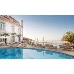 The Albatroz Hotel