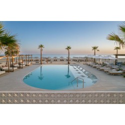 Iperion Beach Hotel