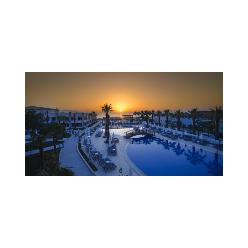 Palm Wings Kusadasi Beach Resort & Spa