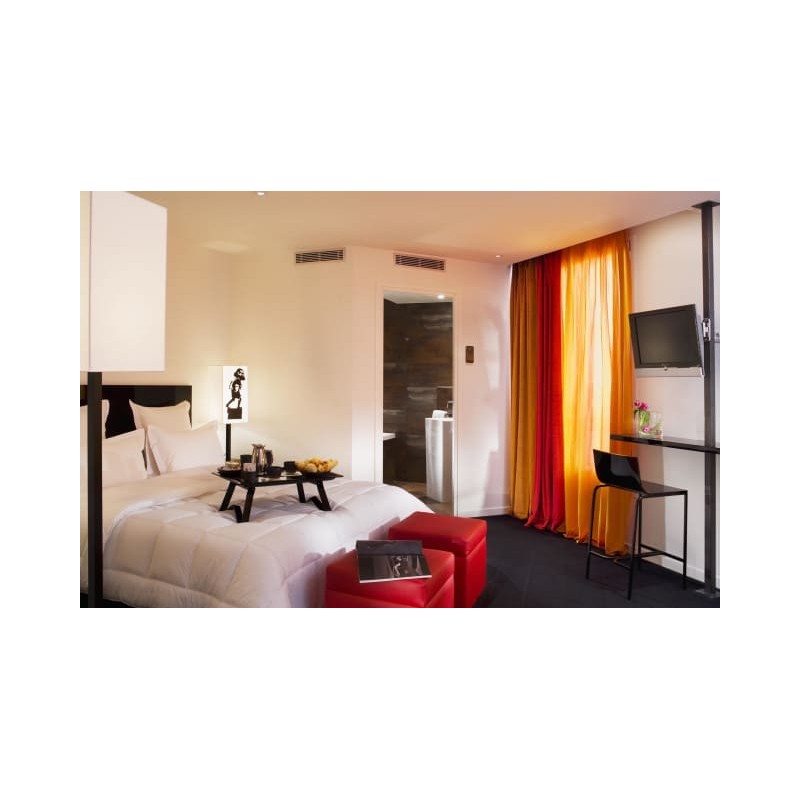 Hotel Le Chat Noir