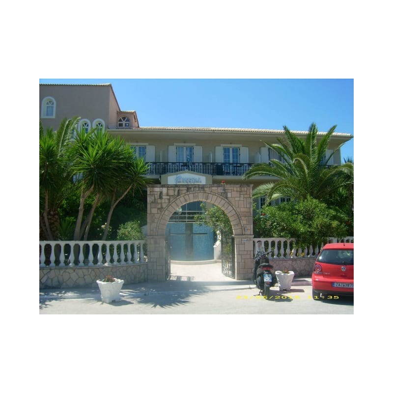Hotel Crystal Beach
