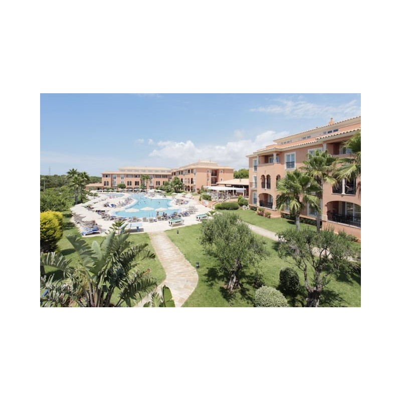 Grupotel Macarella Suites and Spa
