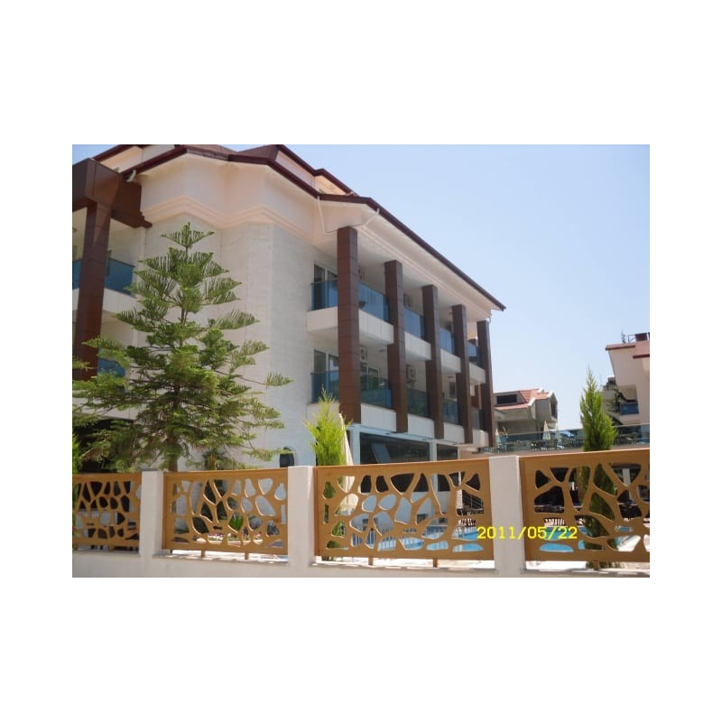 Hotel Supreme