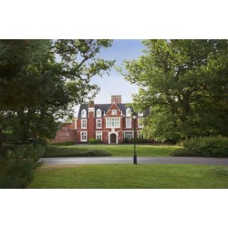 DoubleTree by Hilton St. Anne's Manor