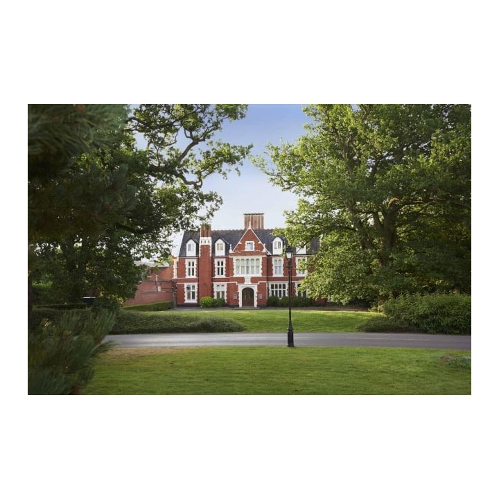 DoubleTree by Hilton St. Anne's Manor