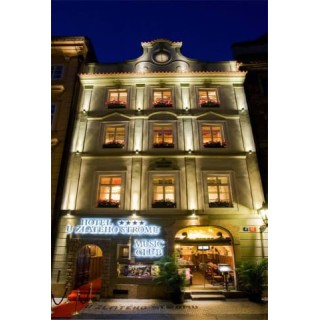 Hotel U Zlateho Stromu