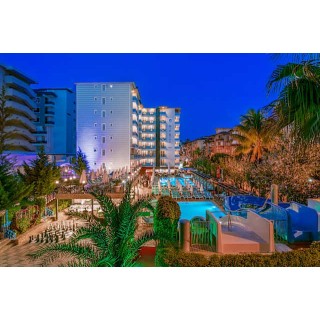 Club Big Blue Suite Hotel