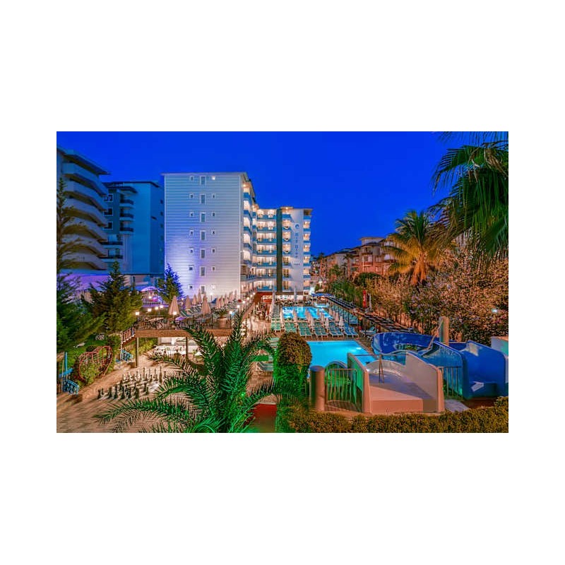 Club Big Blue Suite Hotel