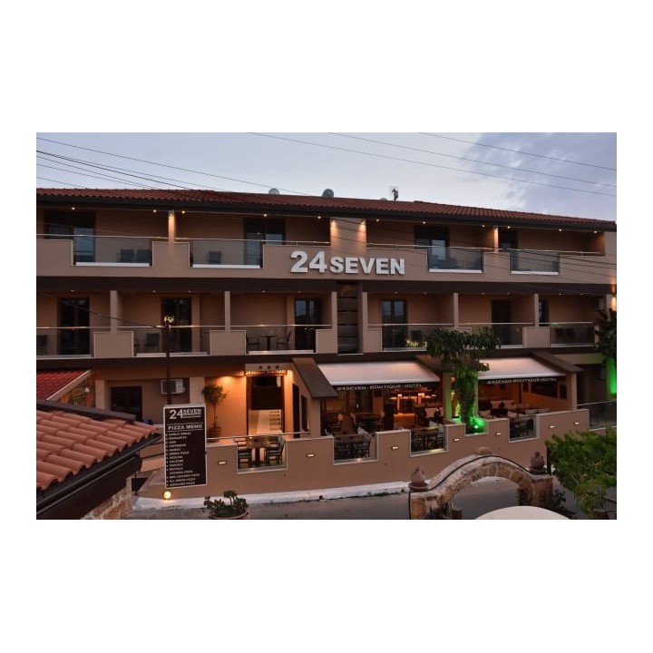 24 Seven Boutique Hotel