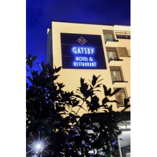 Hotel Gatsby by Happyculture