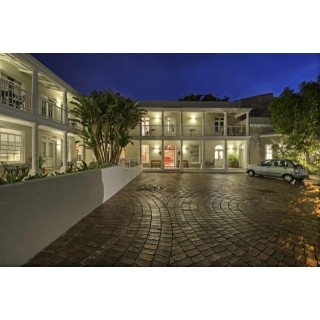 The Three Boutique Hotel