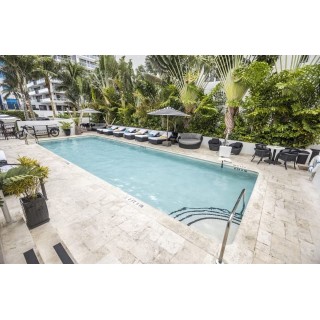 Hotel Croydon Miami Beach