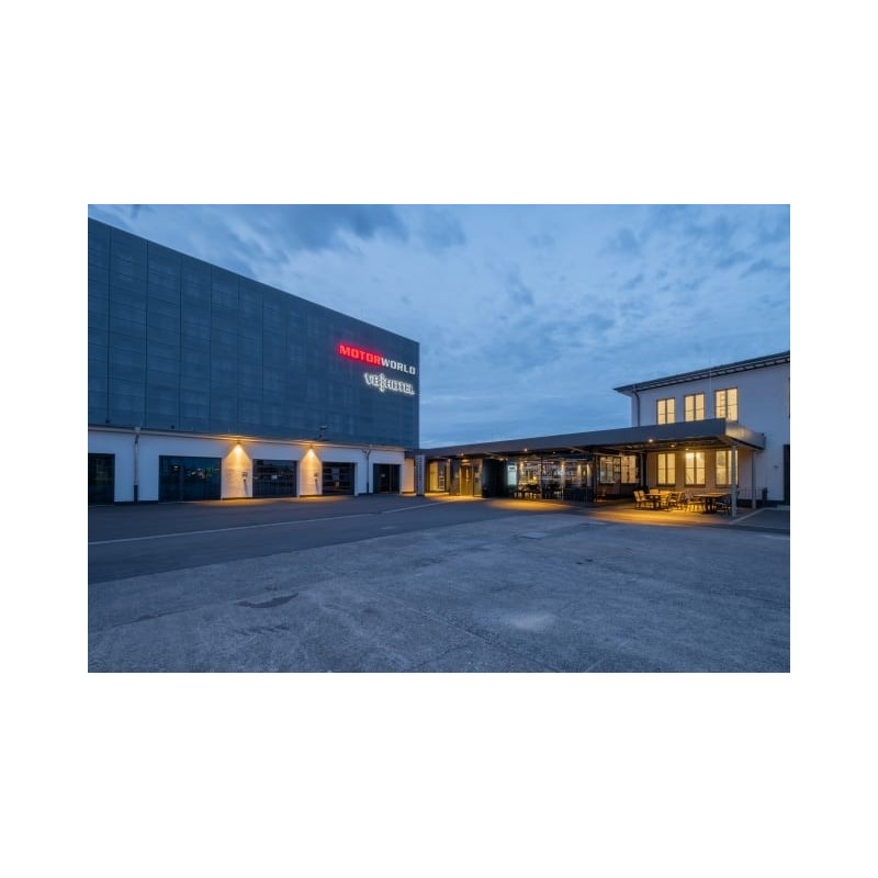V8 Hotel Köln @MOTORWORLD