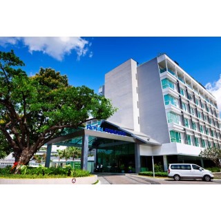 Hotel Royal Princess Larn Luang