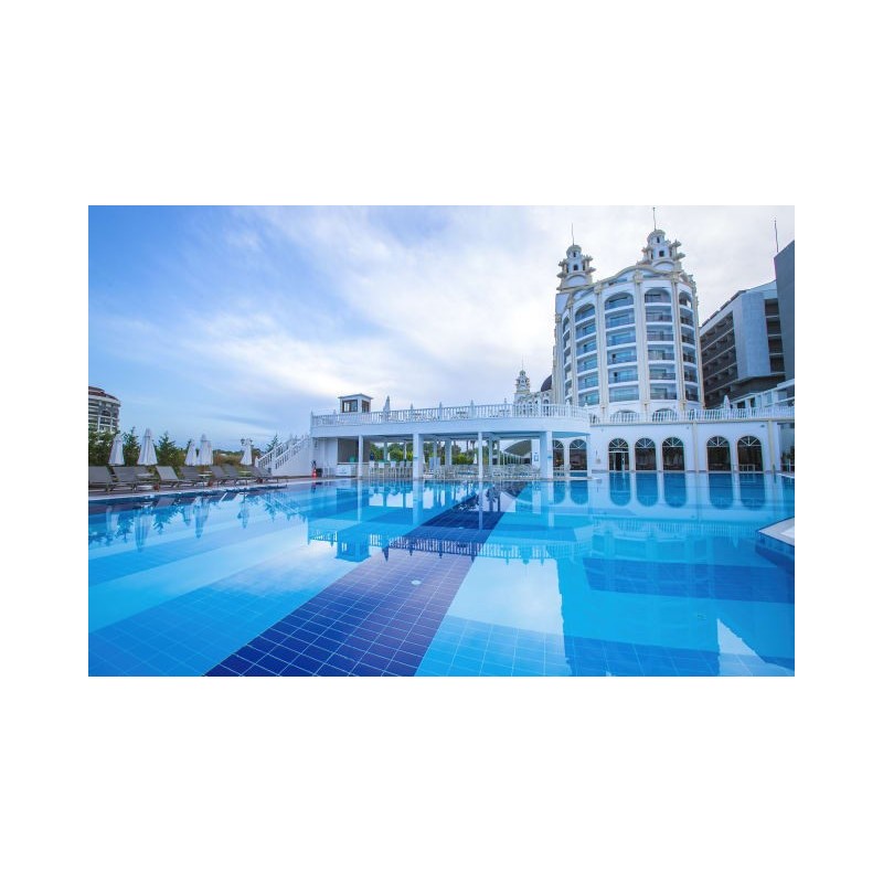J'adore Deluxe Hotel & Spa