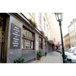 Metropolitan Old Town Hotel